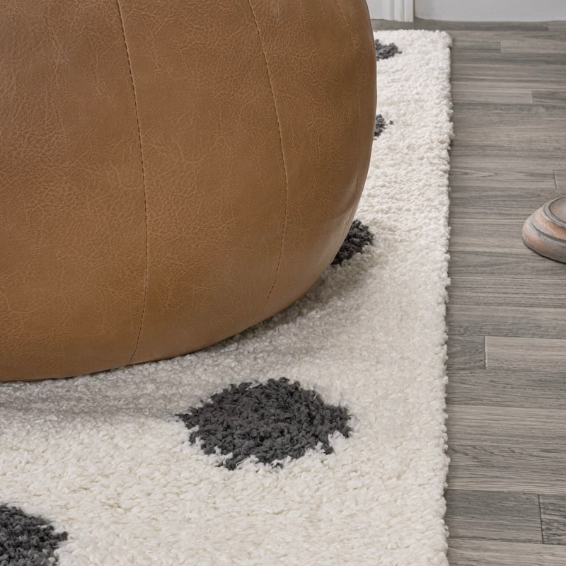 JONATHAN Y Caimari Modern Charcoal Dot Shag Area Rug