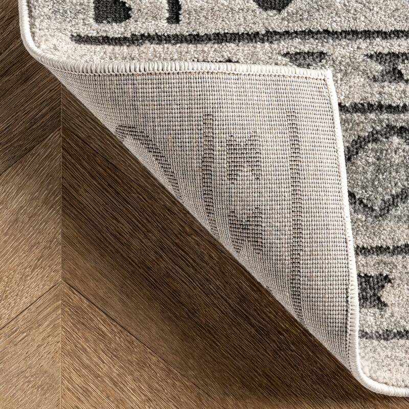 Nuloom Spencer Aztec Trellis Area Rug