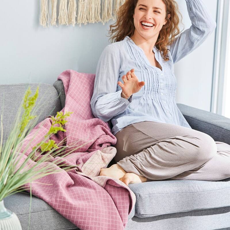 IBENA Manhattan Fine Grid Pure Cotton Throw