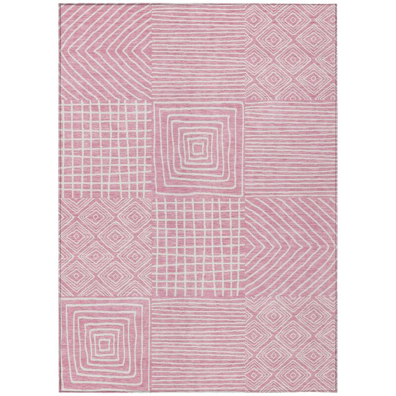 HomeRoots Geometric Transitional Rectangle Outdoor Rug