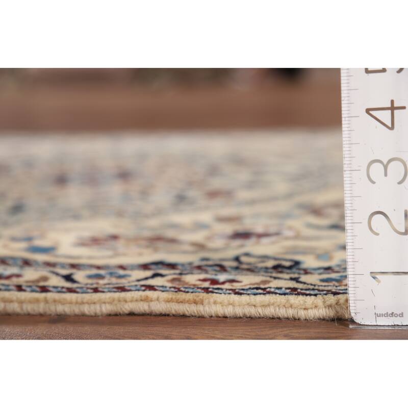 Traditional Floral Nain Foyer Rug Hand-Knotted Wool Carpet - 2'11" x 4'4"