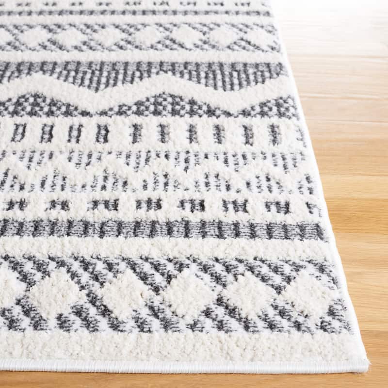SAFAVIEH Alamo Farkhondeh Rustic Moroccan Rug