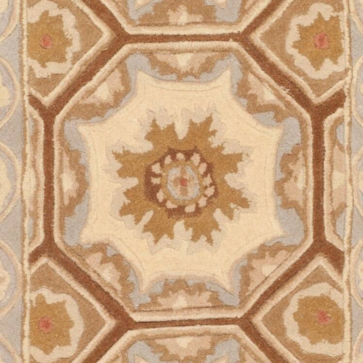 SAFAVIEH Handmade Naples Benedikte Traditional Oriental Wool Rug Bed