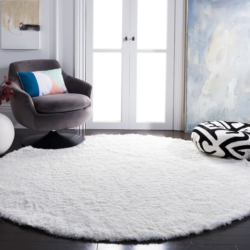 SAFAVIEH Handmade Shag Brooklyn Shag 2-inch Thick Rug - 7' Round - Ivory