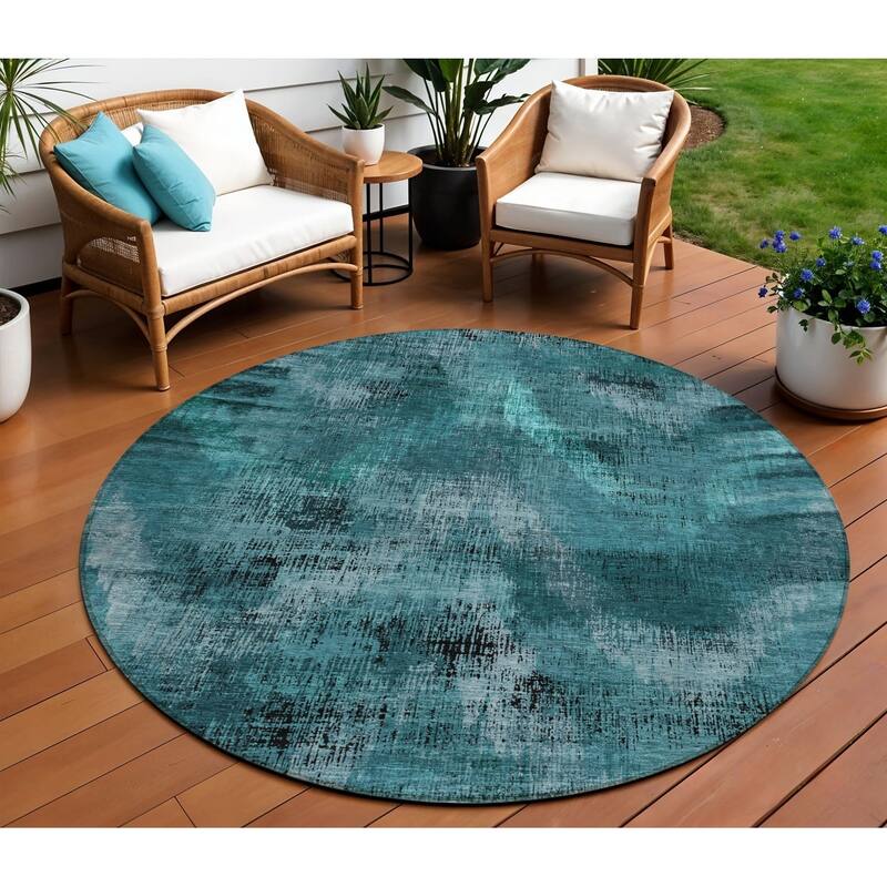 HomeRoots Abstract Transitional Rectangle Outdoor Rug - 8' Round