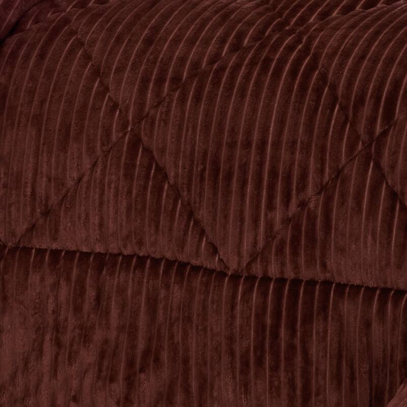 J. Queen New York Everett Comforter Set