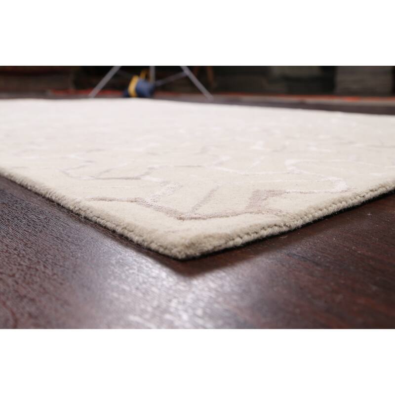 Modern Hand-tufted Geometric Trellis Wool/ Silk Oriental Area Rug - 5'0" x 8'0"
