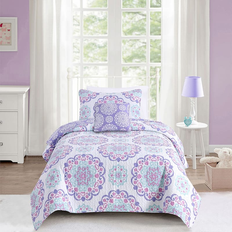 Vivian Lilac Medallion Cotton Reversible Quilt Set with Throw Pillow