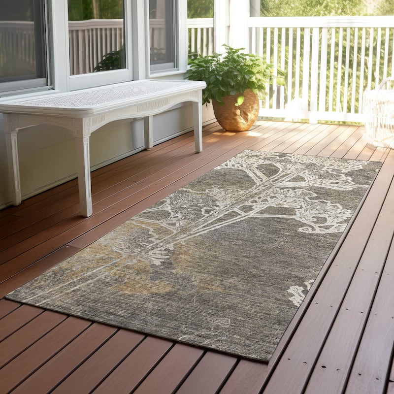 Machine Washable Indoor/ Outdoor Modern Floral Chantille Rug - Khaki - 2'3" x 7'6"
