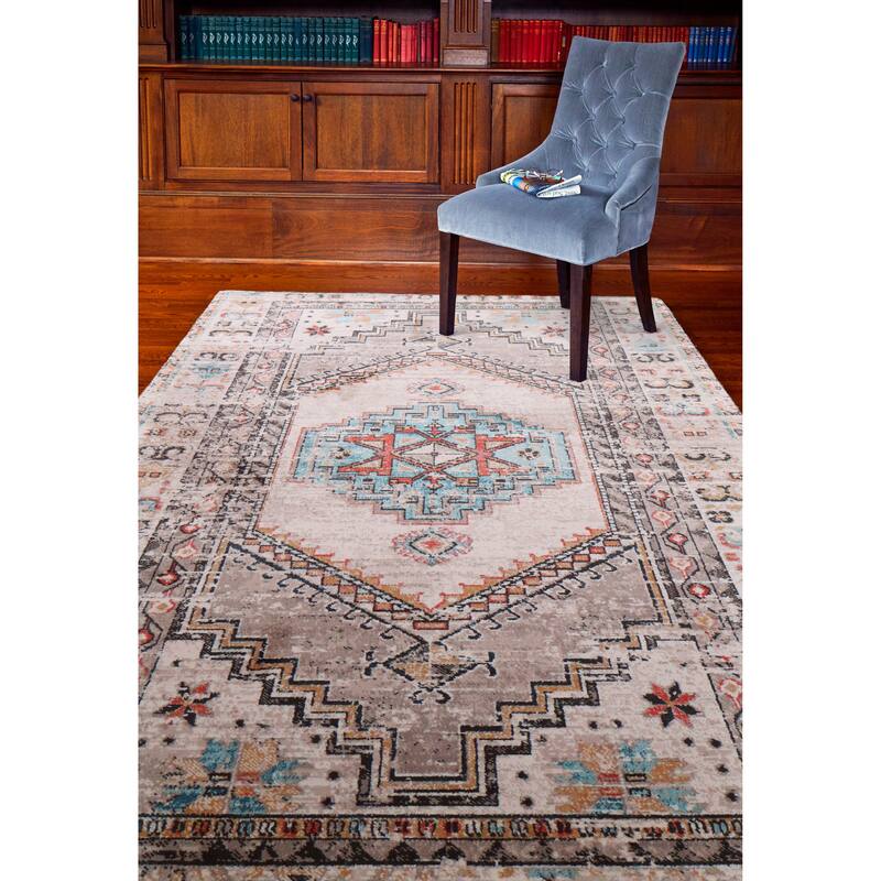 Bashian Byrne Iv/Beige Transitional Area Rug