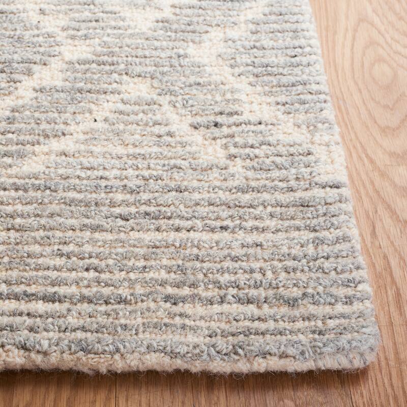 SAFAVIEH Handmade Casablanca Shag Jaione Diamond Trellis Rug