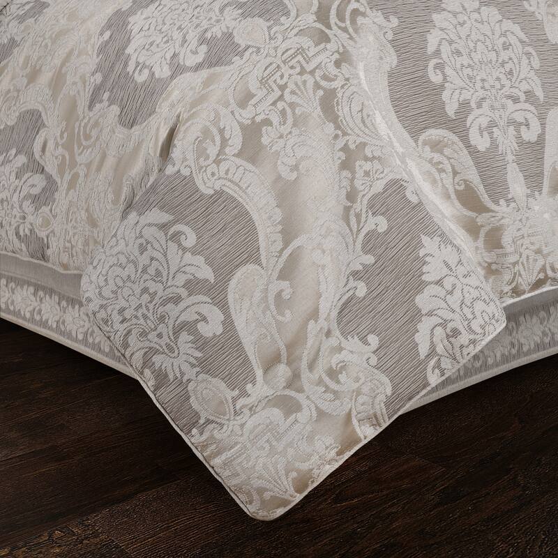 Queensbury Comforter Set - Queen