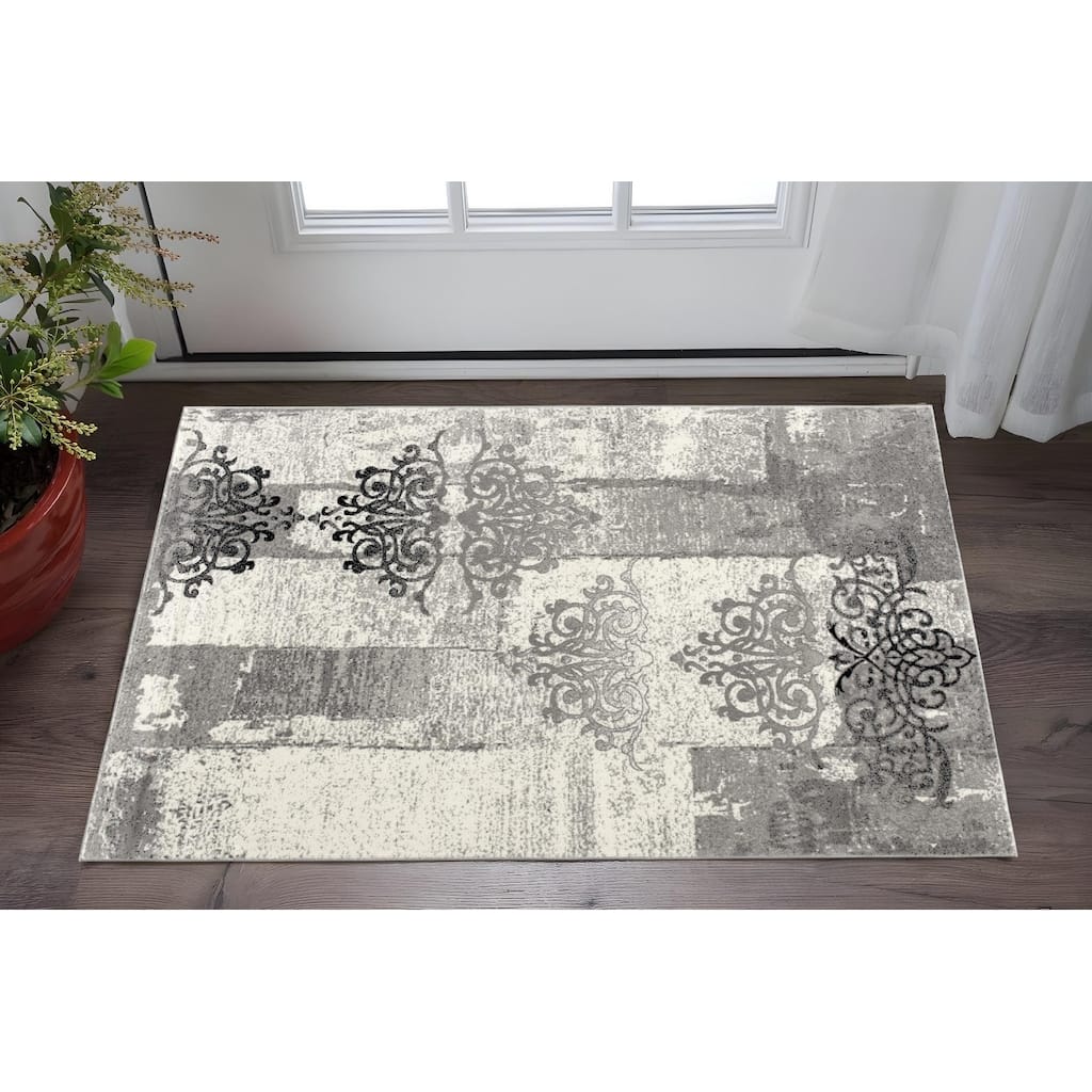 HomeRoots Damask Abstract Rectangle Area Rug - 36 in. x 27 in. x 0.3 in.