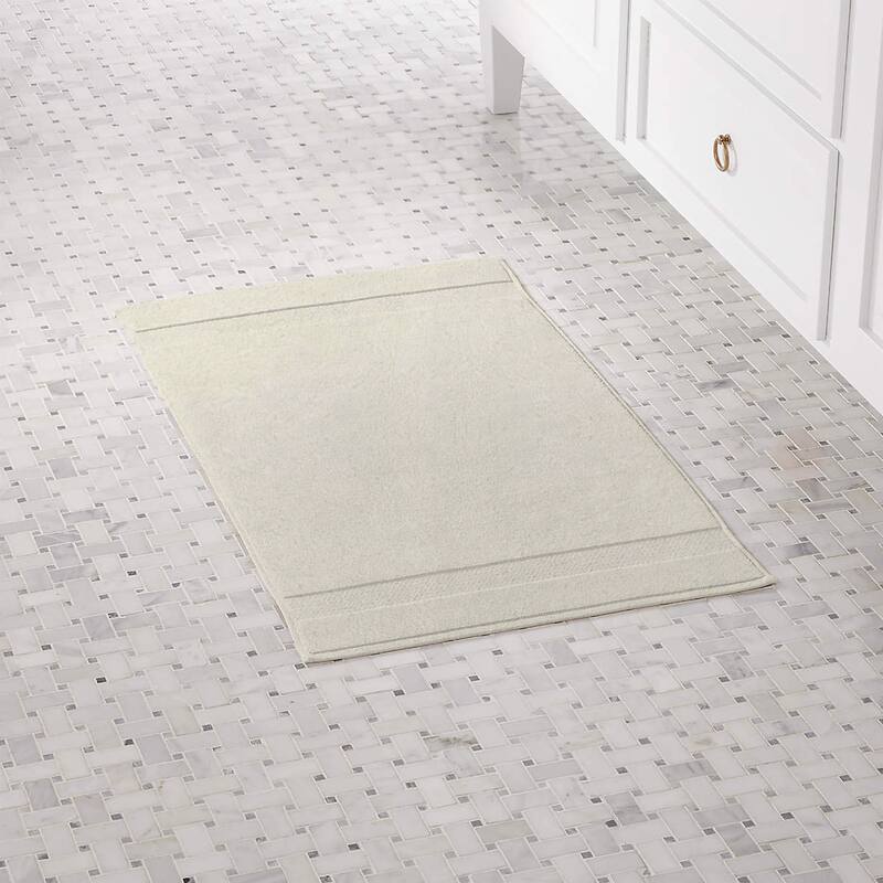 Organic Cotton Feather Touch Quick Dry 700 GSM Bath Mat, 20"X33"