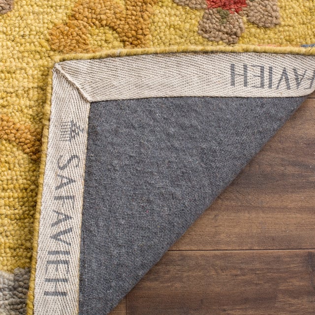 SAFAVIEH Handmade Blossom Nelia Modern Floral Wool Rug