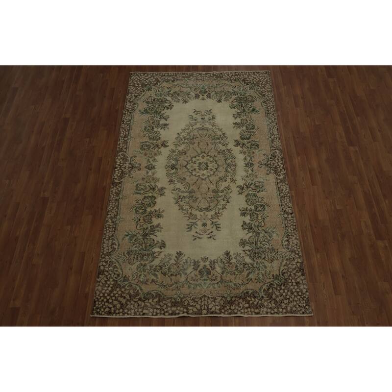 Hand Knotted Oriental 100% Wool Carpet Transitional Floral Beige & Ivories Anatolian Area Rug - 8' 11'' X 5' 3''