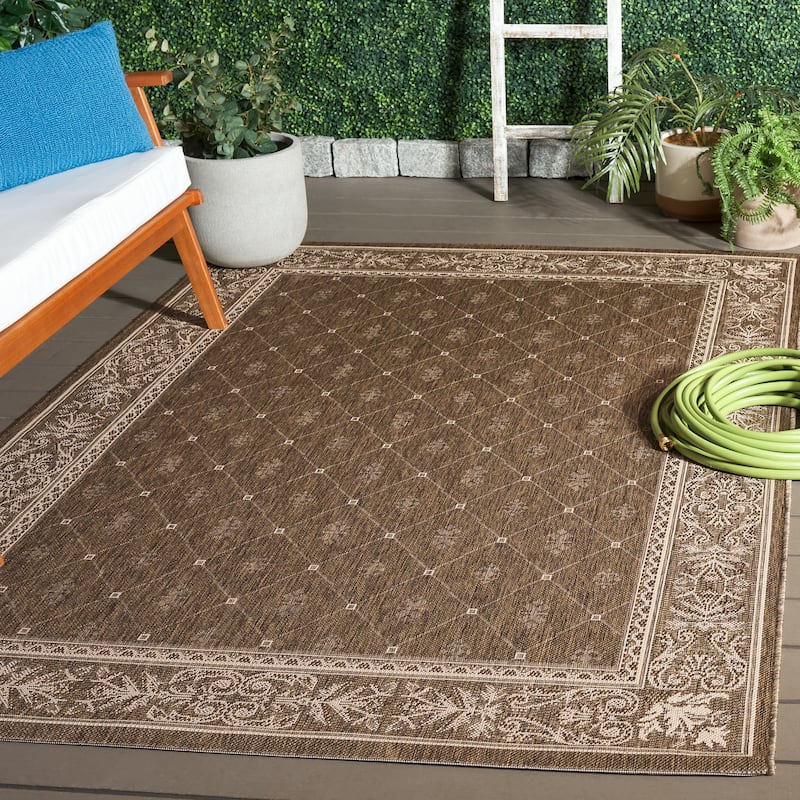 SAFAVIEH Courtyard Hendrina Indoor/ Outdoor Waterproof Patio Backyard Rug