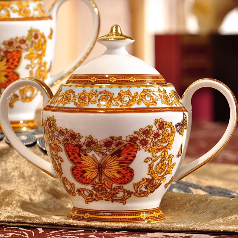 Luxury Design European Royal Butterfly Bone China Dinnerware Set
