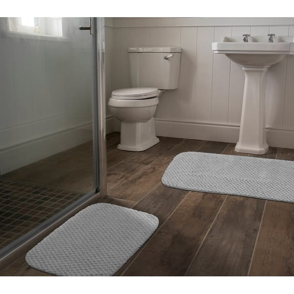 Shop Cabernet Platinum Grey Nylon Washable Bath Rug Overstock