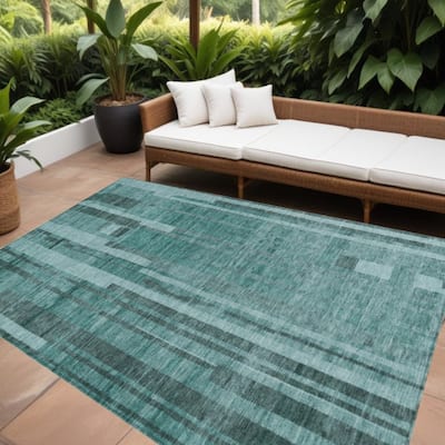 HomeRoots Striped Transitional Rectangle Outdoor Rug