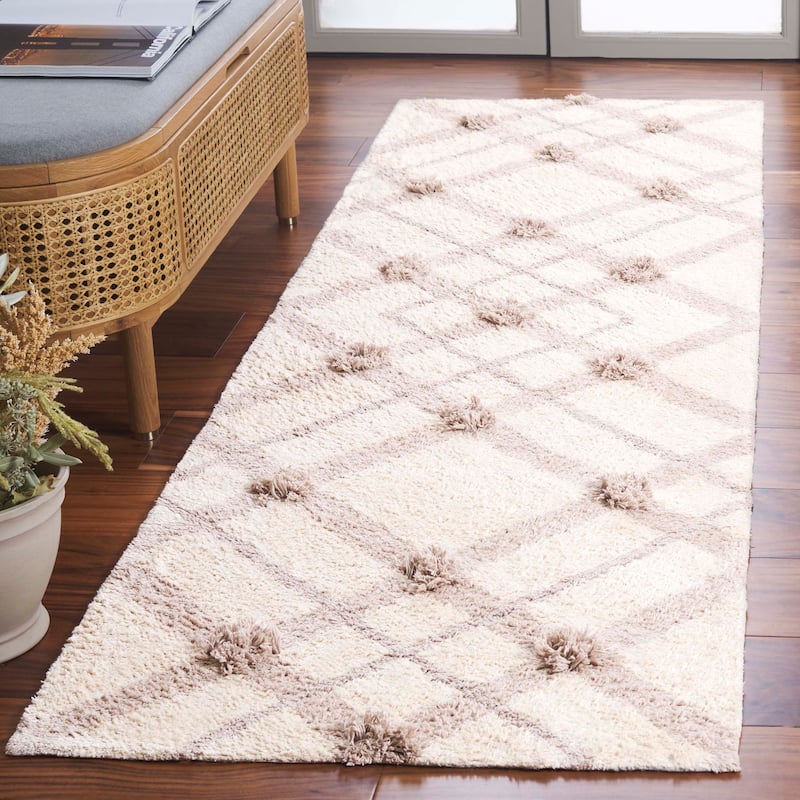 SAFAVIEH Hand-Woven Easy Care Dafna Modern & Contemporary Cotton - 2' 3" x 8' - Ivory/Beige - Runner