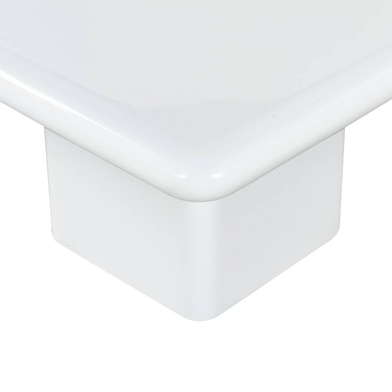 SAFAVIEH Couture Bellalynn 30-inch Coffee Table - 30"W x 30"D x 16"H