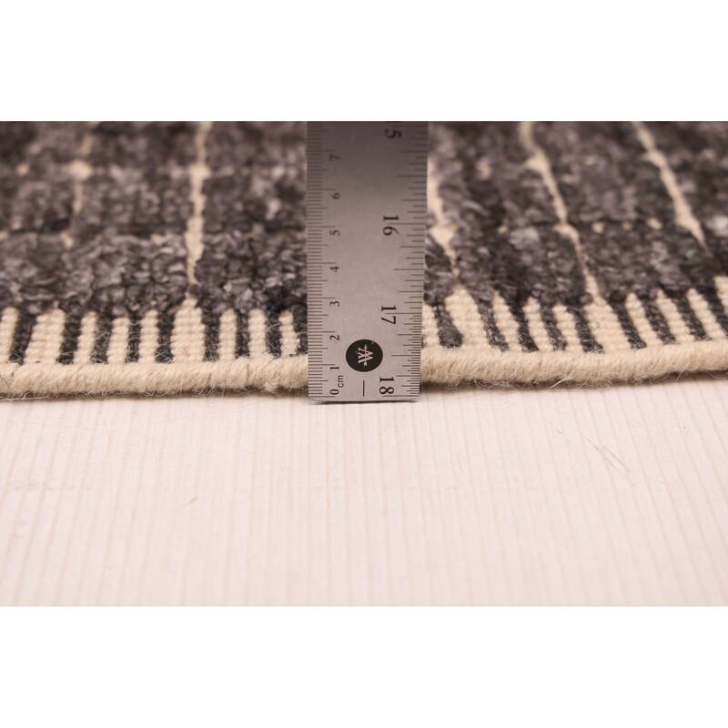 ECARPETGALLERY Hand Loomed Ananda Dark Grey Silk Rug - 3'11 x 6'0