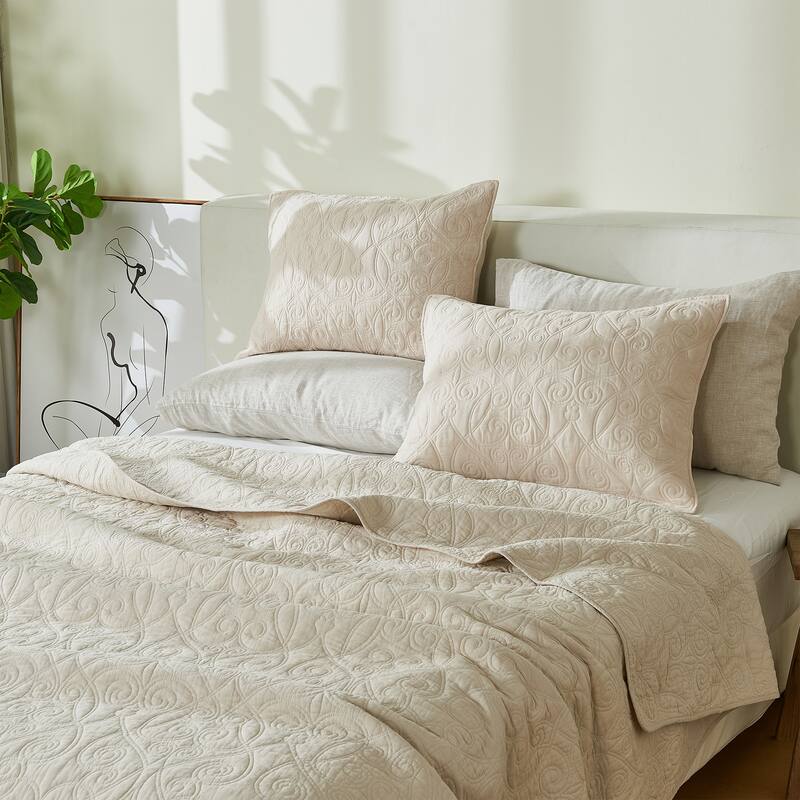 Patina Vie Maison 100% Cotton Stitched 3 Piece Quilt and Sham Set