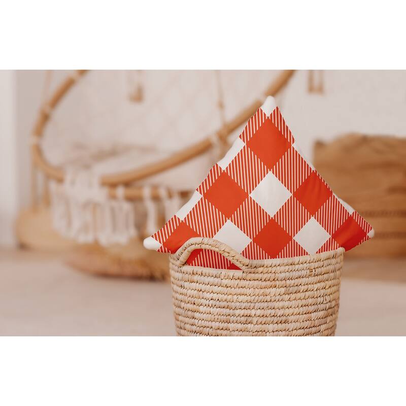 Buffalo Plaid Indoor/Outdoor Throw Pillow