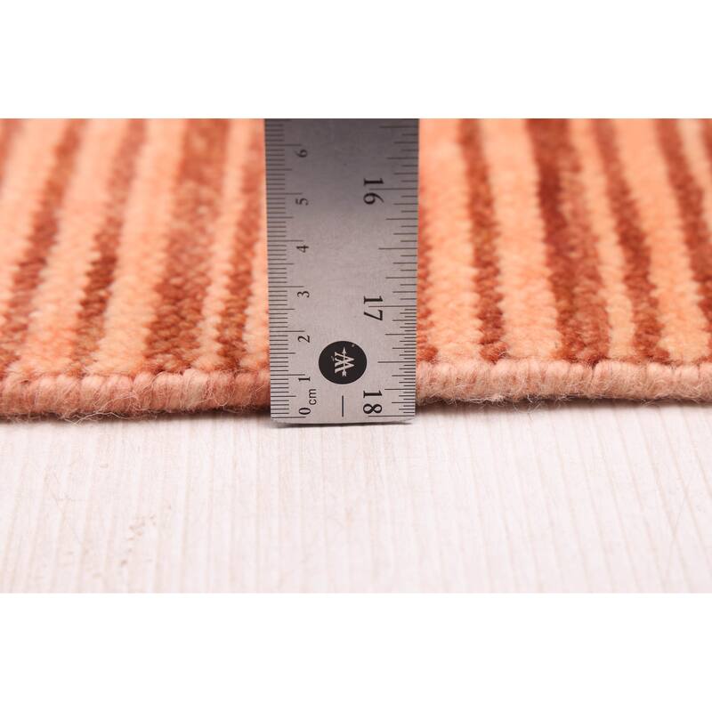 ECARPETGALLERY Hand-knotted Pak Finest Gabbeh Copper Wool Rug - 4'0 x 6'0