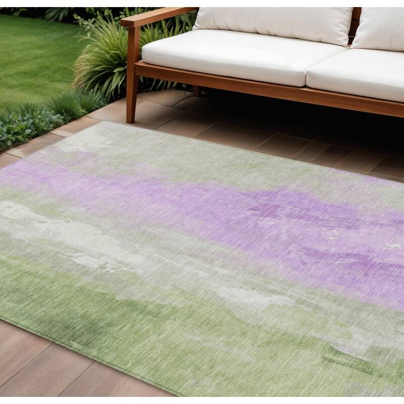HomeRoots Abstract Transitional Rectangle Outdoor Rug - 8' X 10'