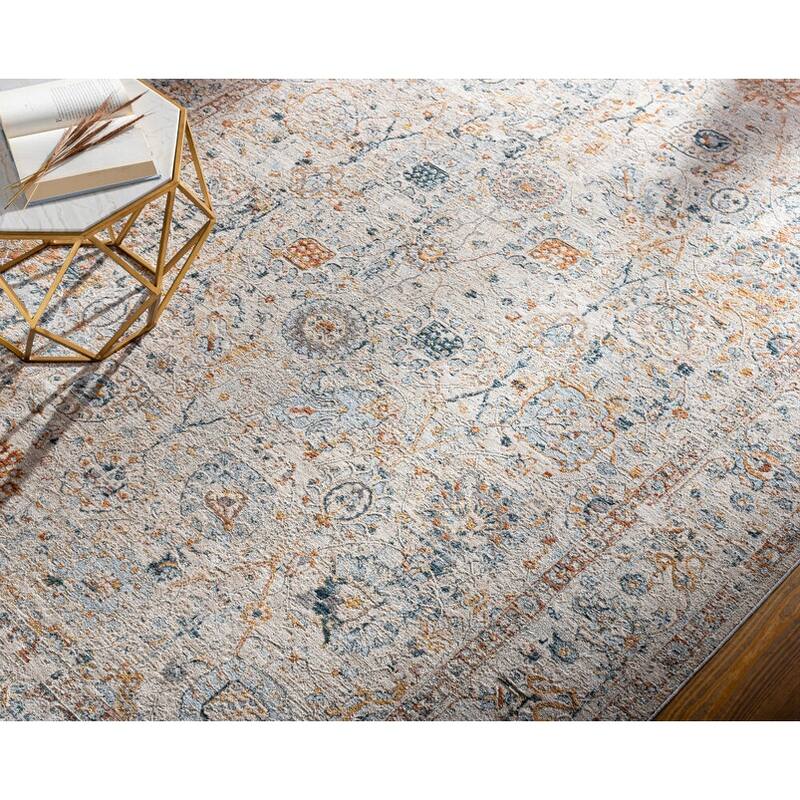 Livabliss Traditional Laila Floral & Botanical Area Rug