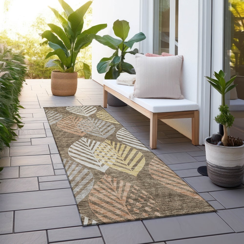 Machine Washable Indoor/ Outdoor Chantille Casual Palm Rug