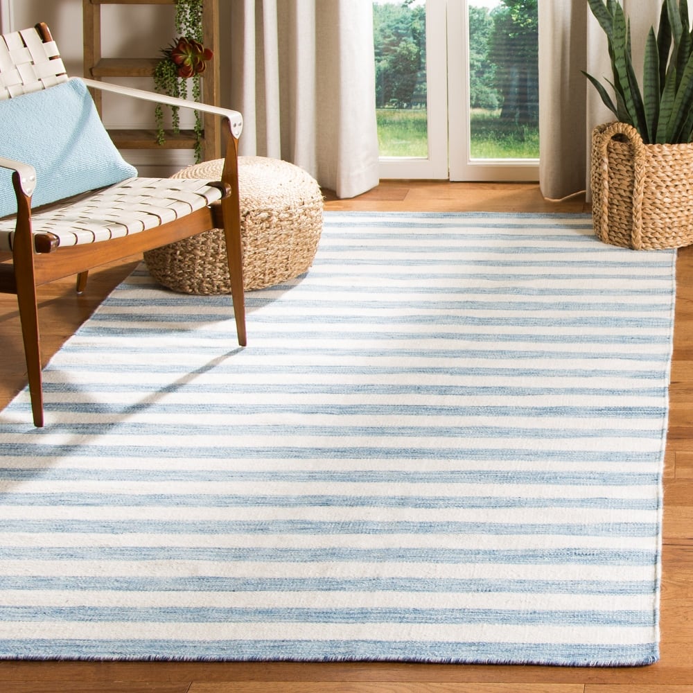 SAFAVIEH Dhurries Aiva Hand-knotted Stripe Area Rug
