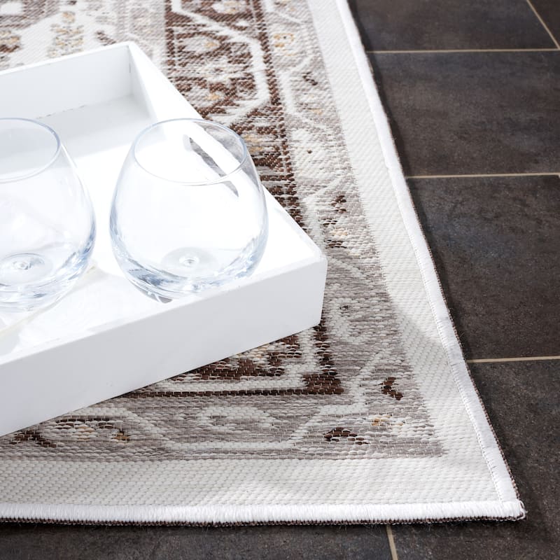 SAFAVIEH Sunrise Ioulia Indoor/Outdoor Waterproof Rug - 2' x 8' Runner