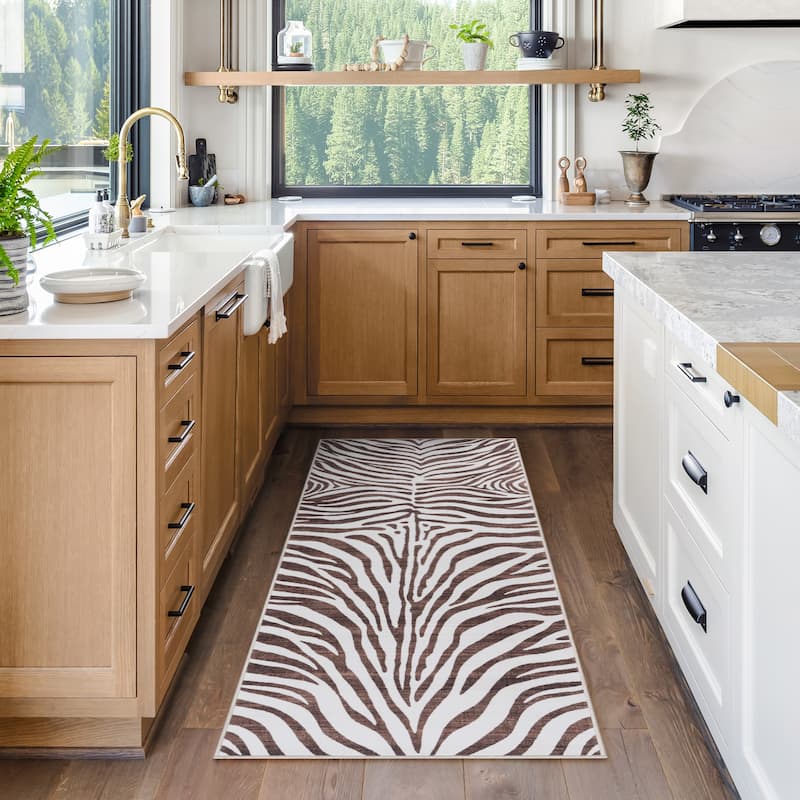 Gertmenian Crystal Print Washable Digital Printed Flat Pile Polyester Slip Resistant Area Rug Collection - 2' 2" x 6' - Zebra Brown