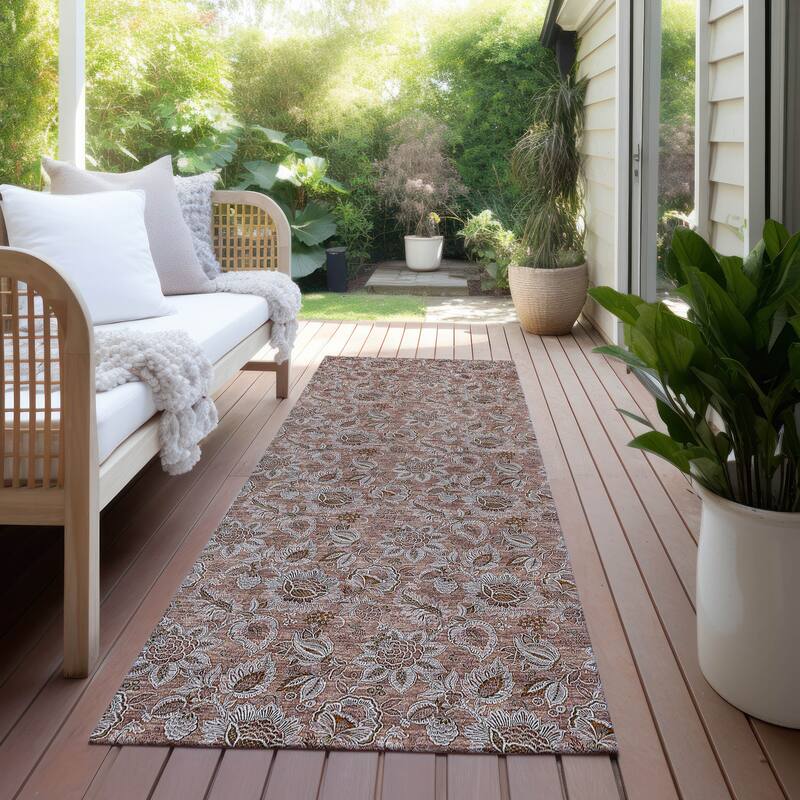 Machine Washable Indoor/ Outdoor Chantille Floral Farmhouse Rug - Copper - 2'3" x 7'6"