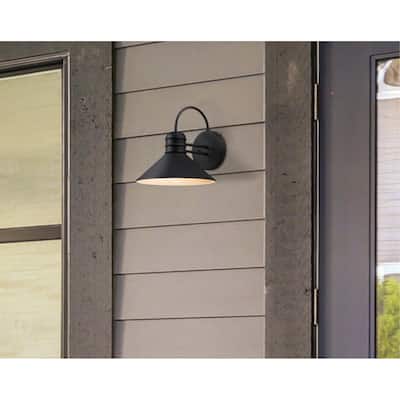Westinghouse Lighting Watts Creek One Light Outdoor Wall Fixture with Dusk to Dawn Sensor, Textured Black Finish - 1-Light