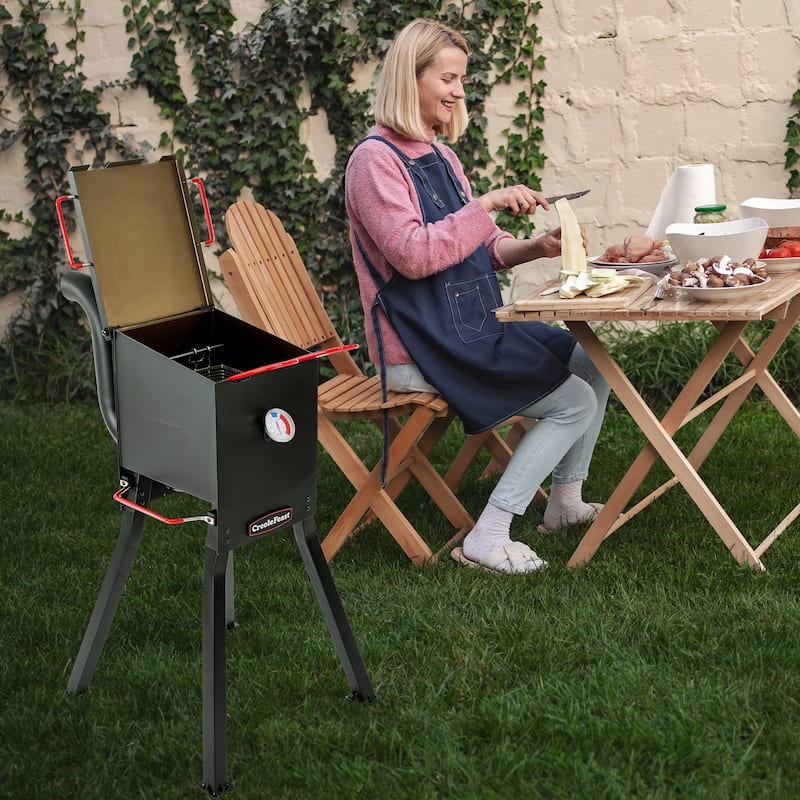 Creole Feast DF02B Outdoor Propane Deep Fryer, 17 QT Oil Capacity with 2 Frying Baskets, Lid & Thermometer, 54,000 BTU