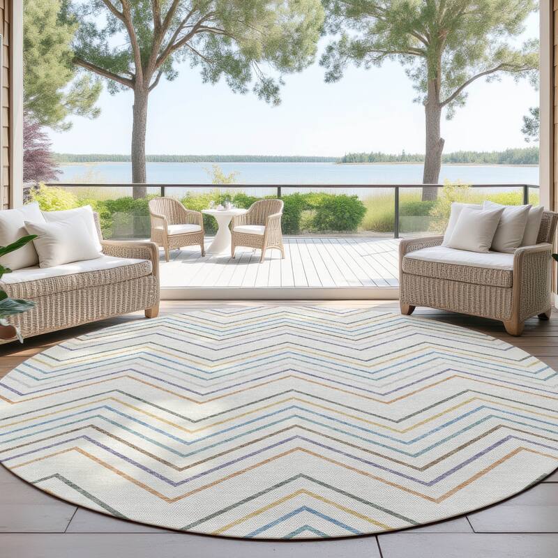 Machine Washable Indoor/ Outdoor Modern Chevron Chantille Rug - Seaside - 8' x 8'