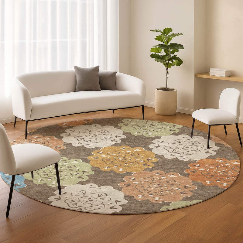 Machine Washable Indoor/ Outdoor Global Motif Chantille Rug