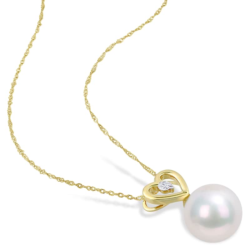 Miadora Cultured Freshwater Pearl & Diamond Accent Heart Drop Necklace in 10k Yellow Gold (9.5-10mm)