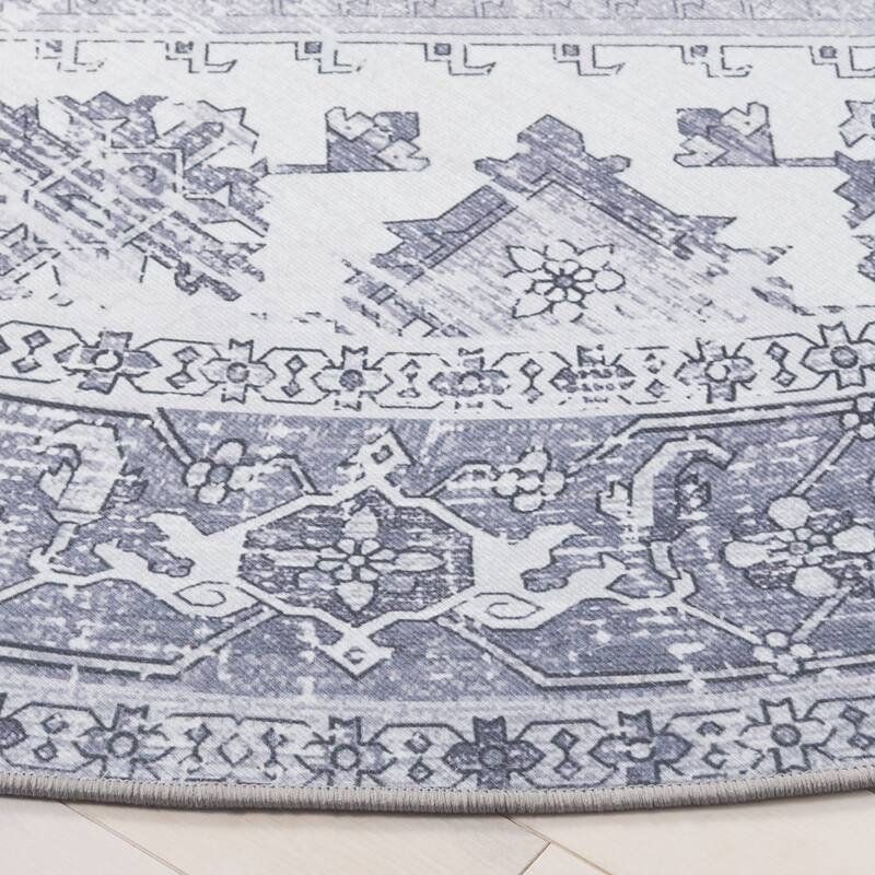 SAFAVIEH, Tucson Machine Washable Slip Resistant Therese Oriental Medallion