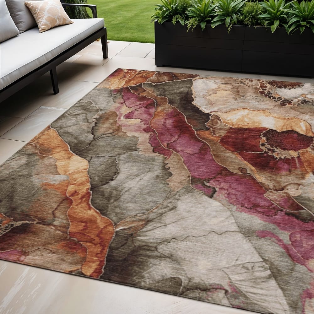 HomeRoots Floral Transitional Rectangle Outdoor Rug