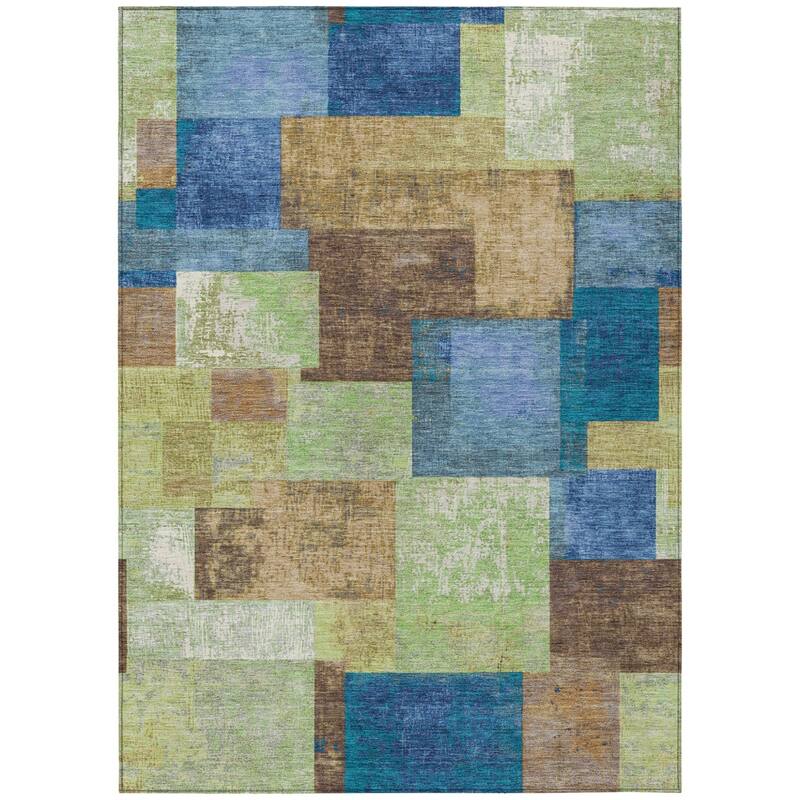 HomeRoots Geometric Traditional Rectangle Outdoor Rug
