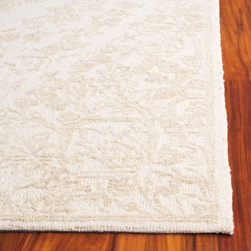 SAFAVIEH Handmade Ebony Stiliyana Wool Rug