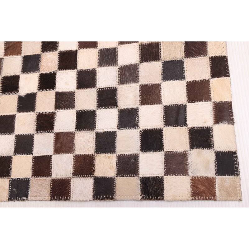 ECARPETGALLERY Handmade Cowhide Patchwork Dark Brown Leather Rug - 4'1 x 6'0