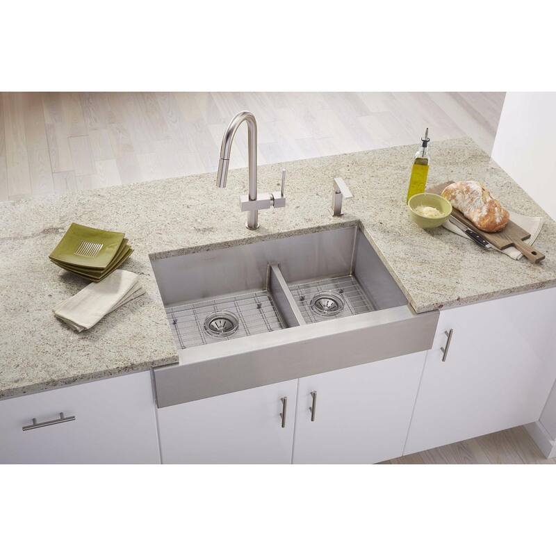 Elkay Crosstown 31-1/2" x 20-1/4" x 9" Stainless Steel Double Bowl - Polished Satin