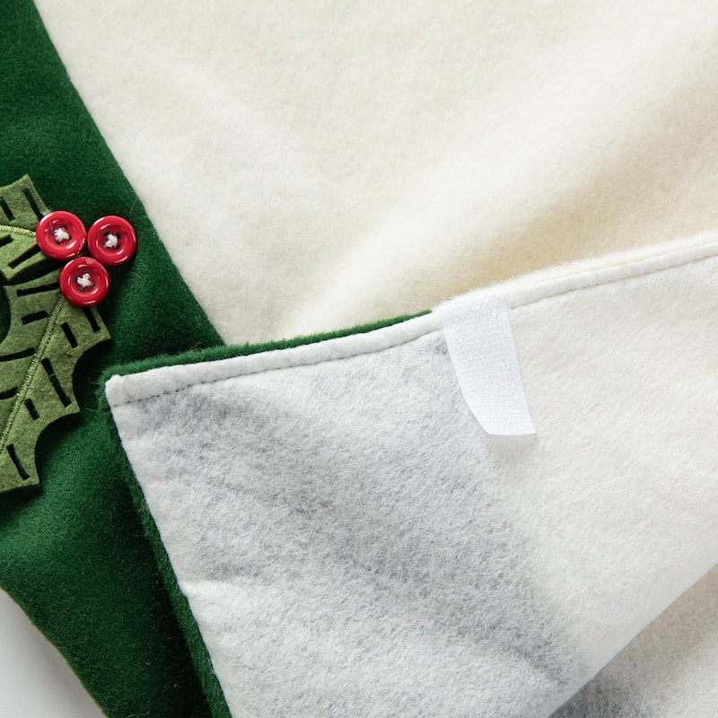 Glitzhome 48"D Traditional Dachshund Happy Holly Days Christmas Tree Skirt With Border
