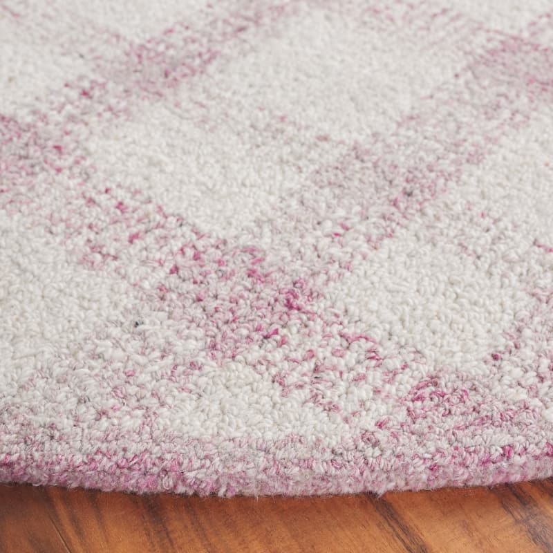 SAFAVIEH Handmade Abstract Zilia Checkered Wool Rug